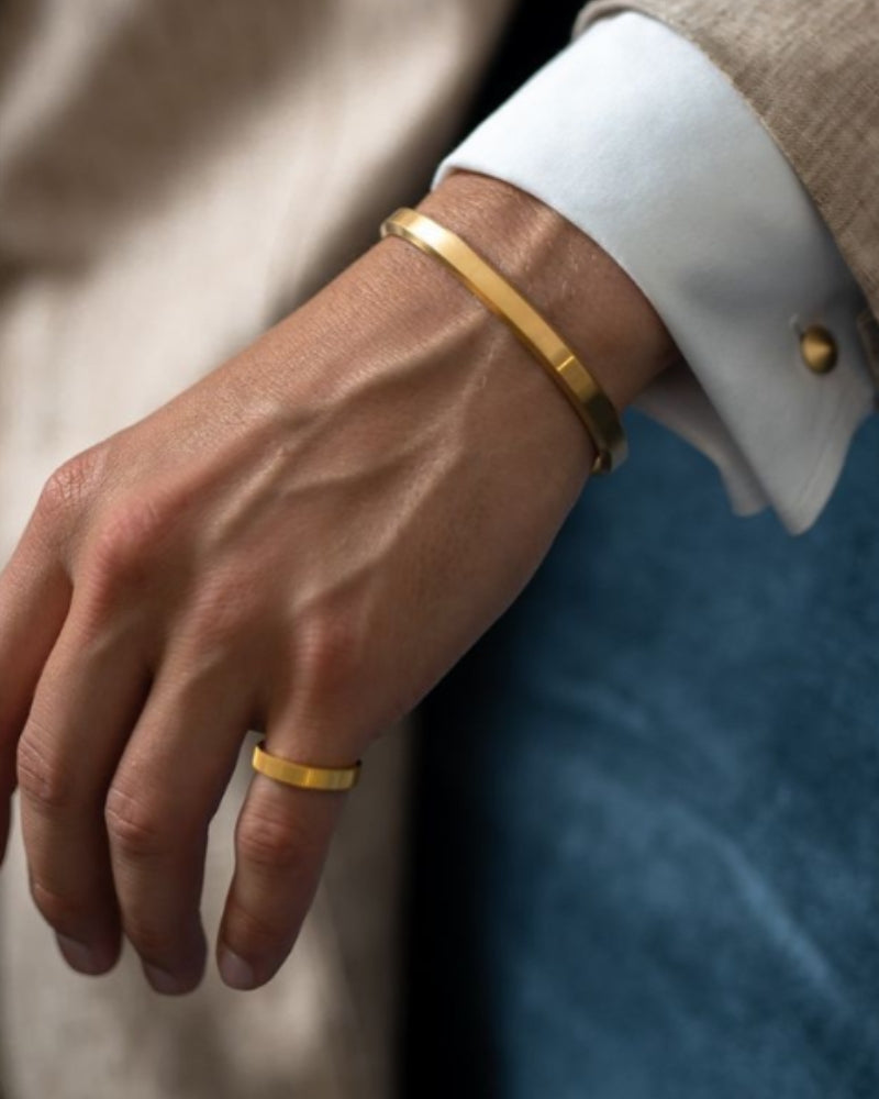 Core Cuff - Old Money